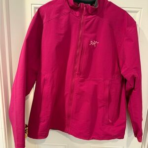 Arc'teryx Women's Jacket in Bright Pink
